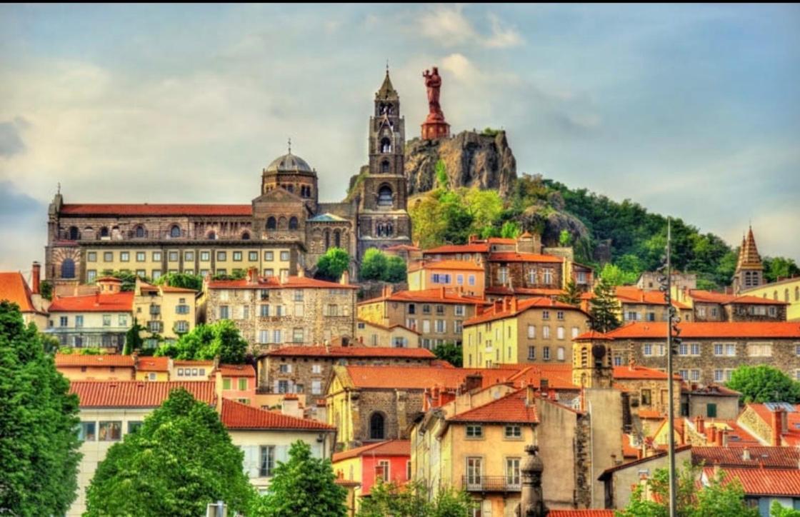 Loft Industriel En Centre Ville Le Puy-en-Velay 외부 사진